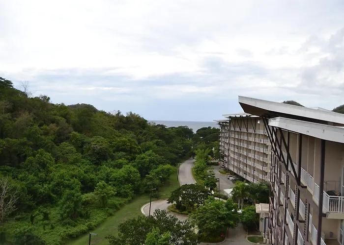 Apartment In Pico De Loro