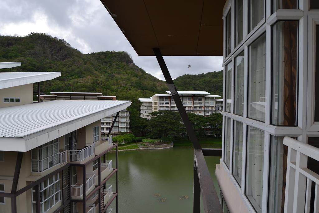 Apartment Apartment In Pico De Loro Nasugbu