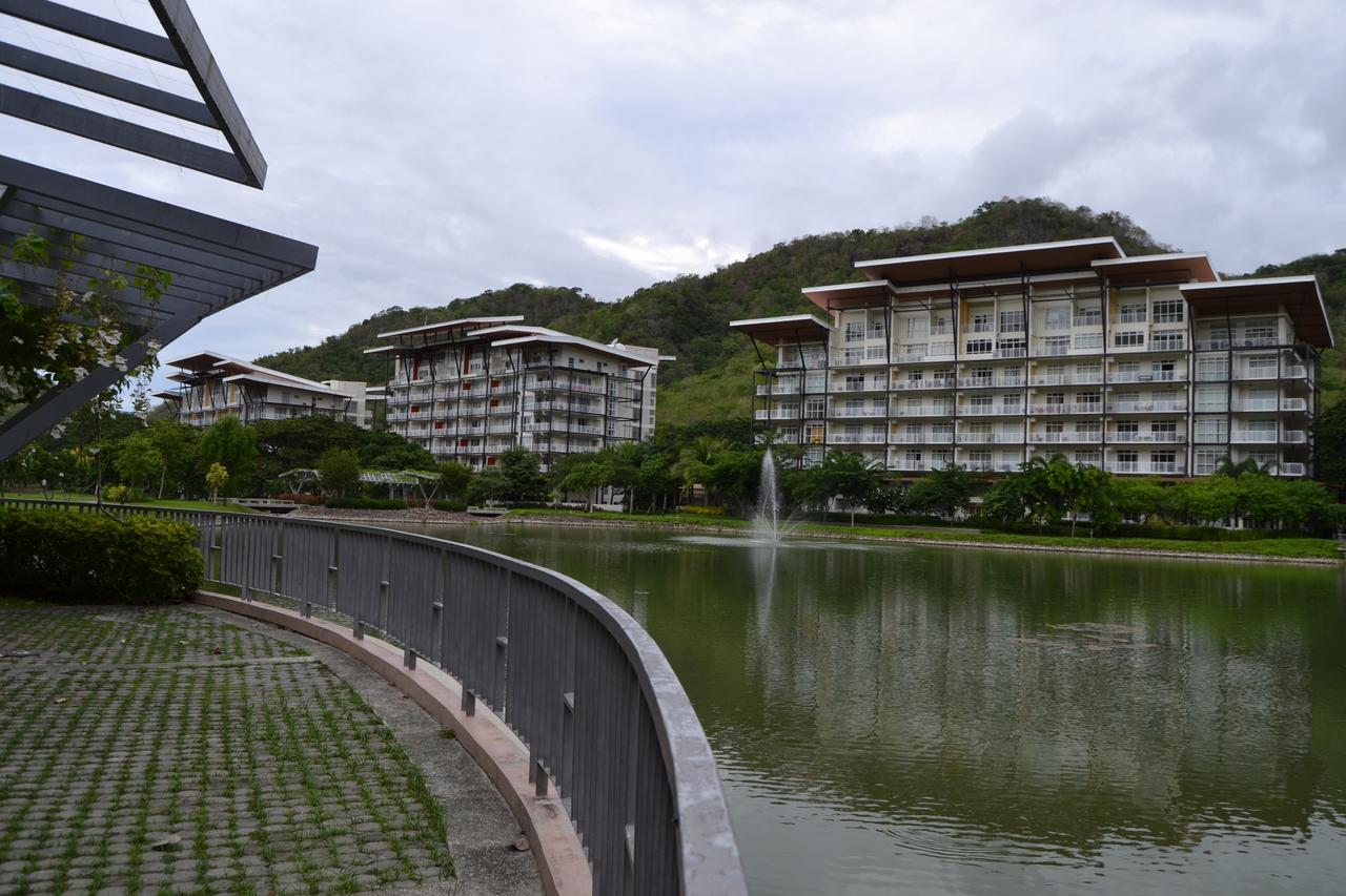 Apartment In Pico De Loro Nasugbu